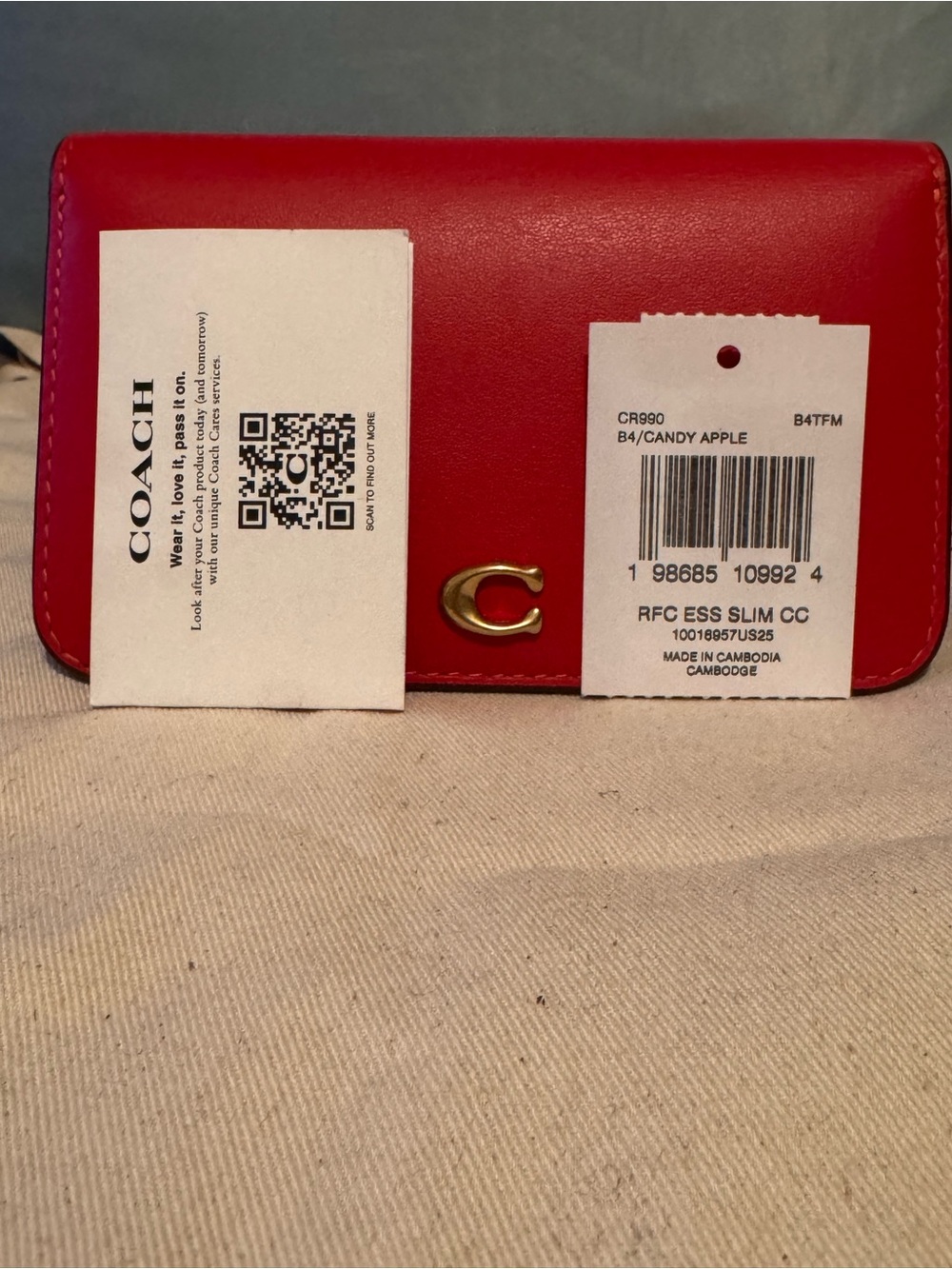 Coach Essential Slim Card Case/Card Holder in Candy Apple Red ❤️🍎❤️ - Picture 14 of 16